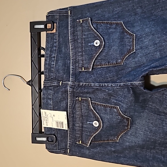 NWT Guess Bootcut Low-Rise Jeans - Picture 7 of 12